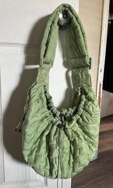 Top Paw Packable Sling Pet Carrier in Green